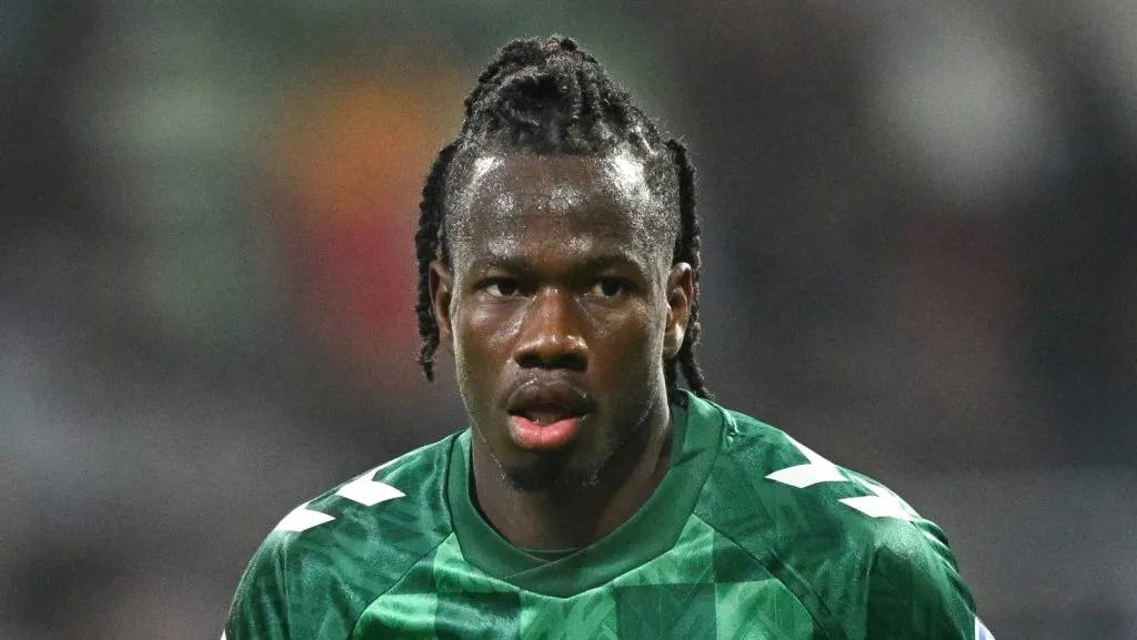 Com experiência na Premier League, Ligue 1 e Bundesliga, o jogador pode deixar o Manchester City em definitivo ou por empréstimo. (Photo by Stuart Franklin/Getty Images)