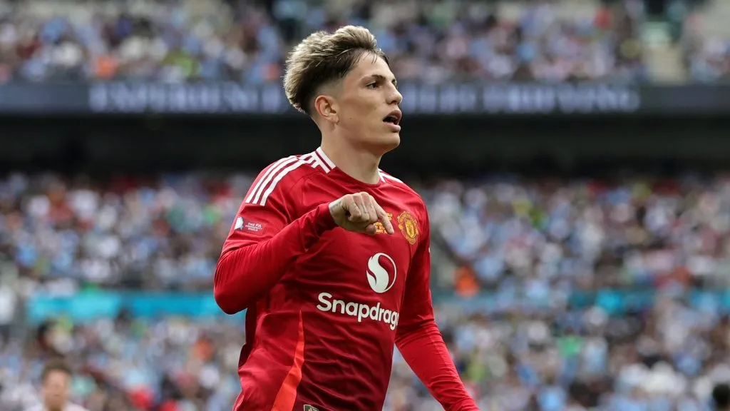 Alejandro Garnacho teve bons momentos com a camisa do Manchester United. Foto: David Rogers/Getty Images