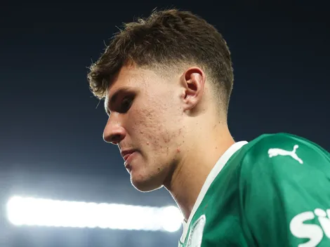 Barcelona monitora zagueiro do Palmeiras no mercado da bola