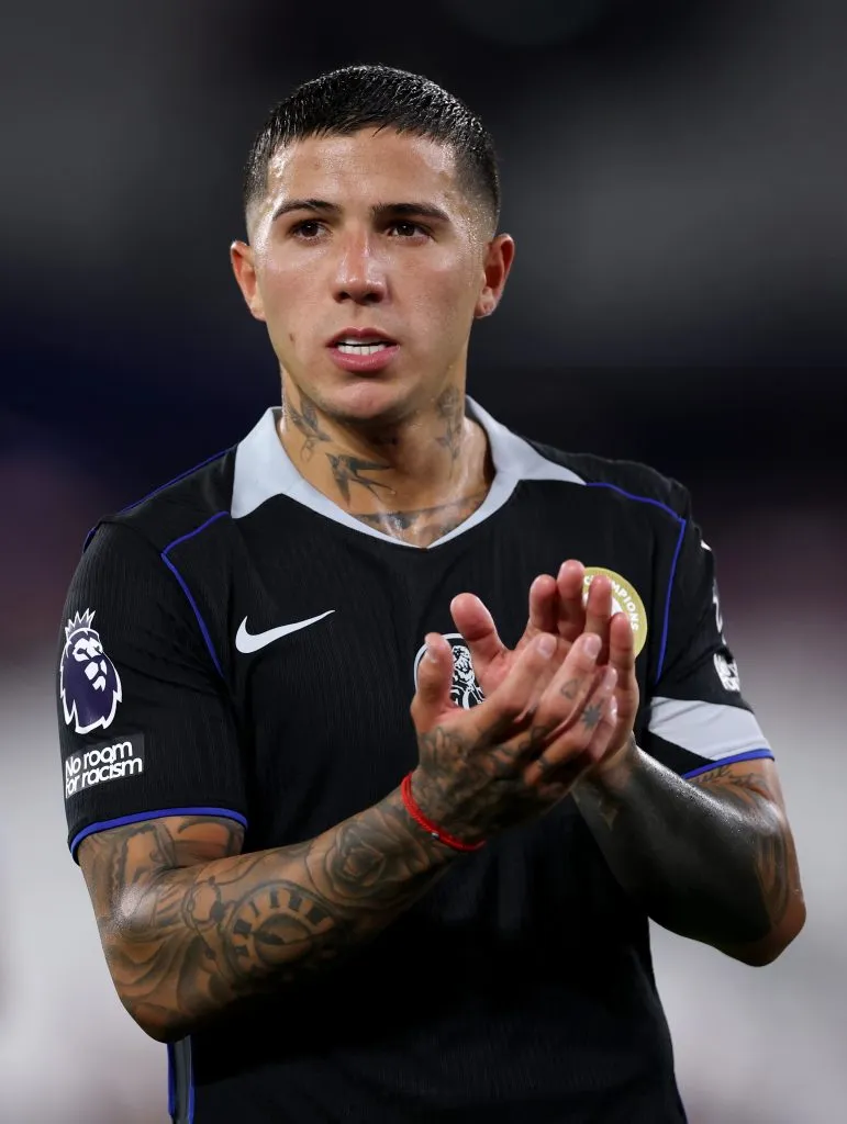 Enzo Fernández e outros jogadores do Chelsea comentaram que querem enfrentar o Barcelona na Champions League.  (Foto: Justin Setterfield/Getty Images)