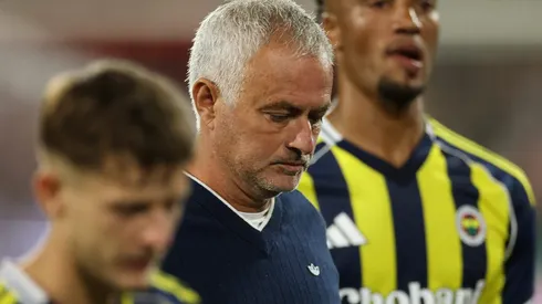 Mourinho é demitido do Fenerbahce (Foto: Dean Mouhtaropoulos/Getty Images)