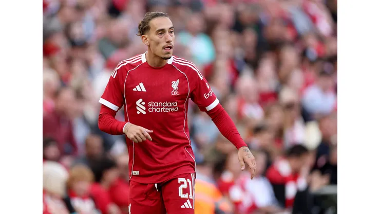 Tsimikas, lateral-esquerdo do Liverpool - Photo by Carl Recine/Getty Images