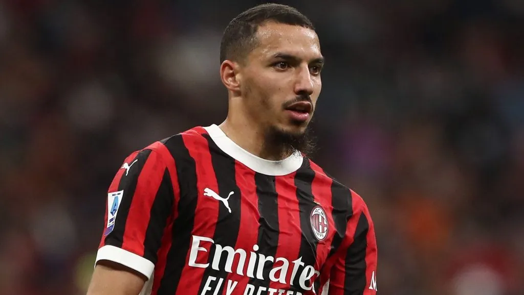 Ismaël Bennacer em jogo do Milan. Foto: Marco Luzzani/Getty Images