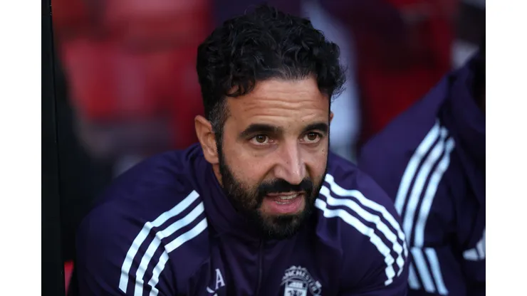 Ruben Amorim, técnico do Manchester United. (Photo by George Wood/Getty Images)