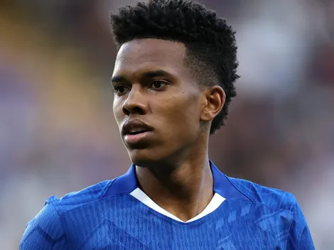 Chelsea: Estêvão é ovacionado ao ser substituído contra o Fulham