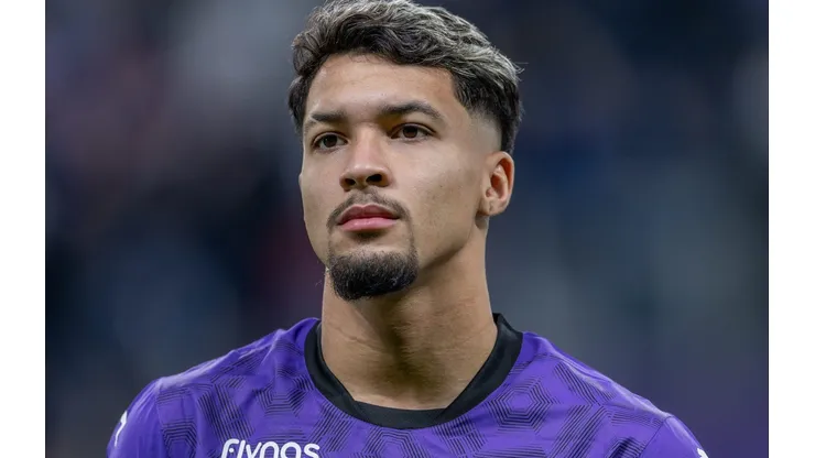 Marcos Leonardo aceita salário oferecido pelo Flamengo e negócio agora depende apenas do Al-Hilal. (Photo by Abdullah Ahmed/Getty Images)