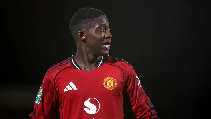 Kobbie Mainoo em ação pela Copa da Liga Inglesa (Foto: George Wood/Getty Images)