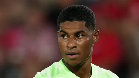 Flick cobra Rashford no Barcelona. Foto: Alex Caparros/Getty Images