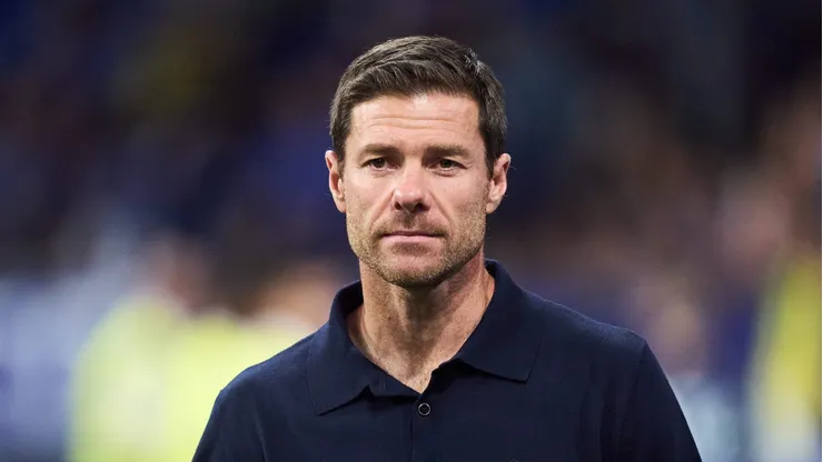 Real Madrid é mais disciplinado com Xabi Alonso do que com Ancelotti, diz Carvajal. (Photo by Juan Manuel Serrano Arce/Getty Images)