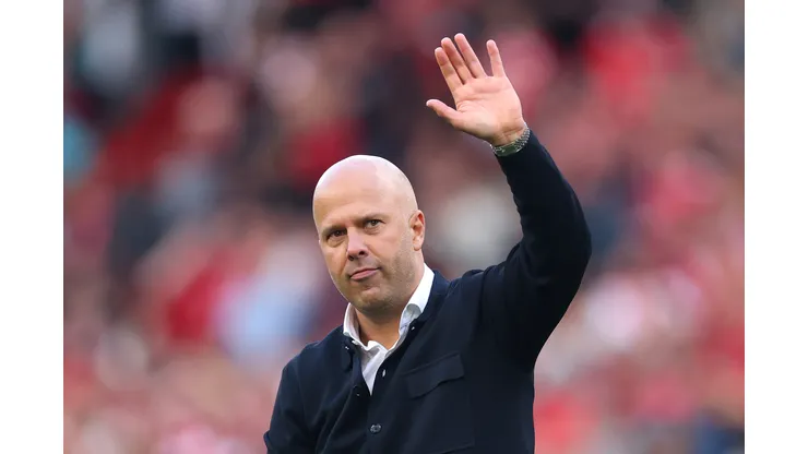 Arne Slot, técnico do Liverpool. (Photo by Carl Recine/Getty Images)