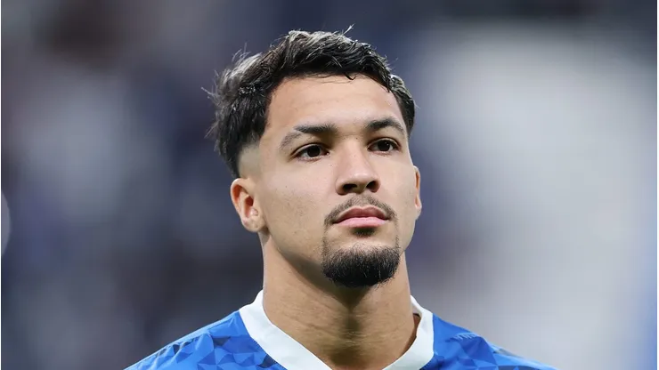 Marcos Leonardo deve permanecer na Arábia Saudita. Foto: Abdullah Ahmed/Getty Images
