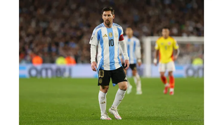 Messi em ação pela Argentina. (Photo by Daniel Jayo/Getty Images)
