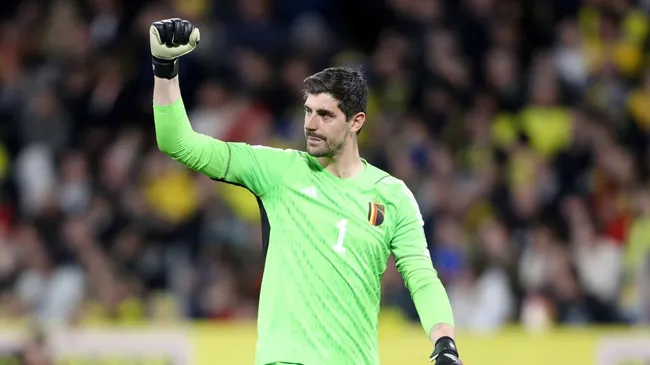 Lammens já foi considerado o sucessor de Courtois na Bélgica. Foto: Linnea Rheborg/Getty Images