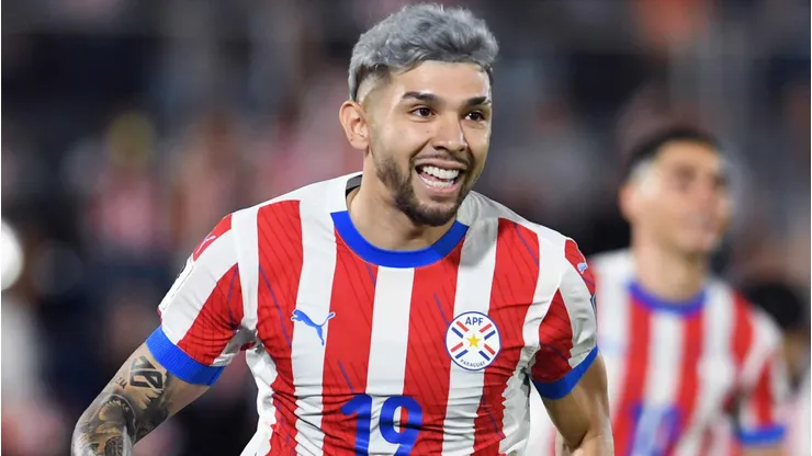 Julio Enciso foi emprestado pelo Brighton ao Strasbourg com cláusula de compra inferior. Foto: Christian Alvarenga/Getty Images