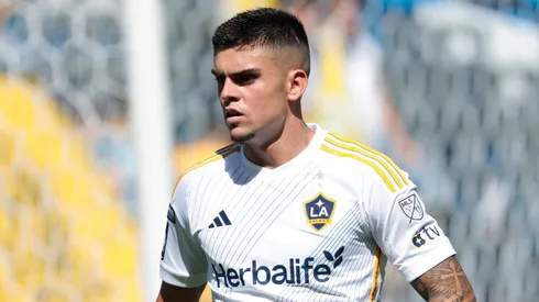 Gabriel Pec pelo LA Galaxy. (Foto: Ronald Martinez/Getty Images)