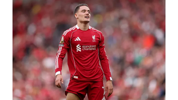 Wirtz em campo pelo Liverpool - Photo by Carl Recine/Getty Images