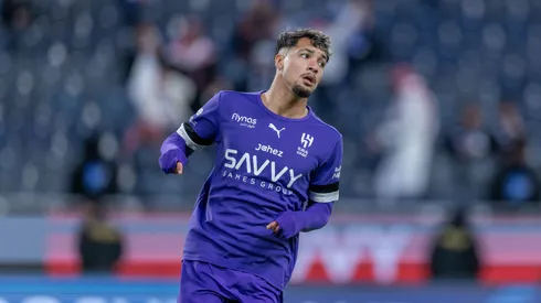 Marcos Leonardo em ação pelo Campeonato Saudita (Foto: Abdullah Ahmed/Getty Images)