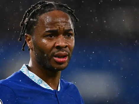 Sterling fica, mas corre risco de treinar separado até janeiro