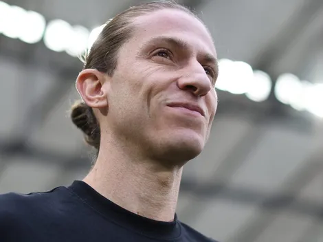 Bayer Leverkusen demonstra interesse na contratação de Filipe Luis