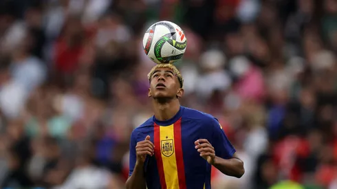 Lamine Yamal em ação pela Espanha