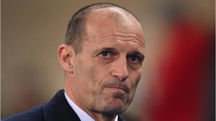 Allegri durante a partida da Serie A. Foto: Alessandro Sabattini/Getty Images)