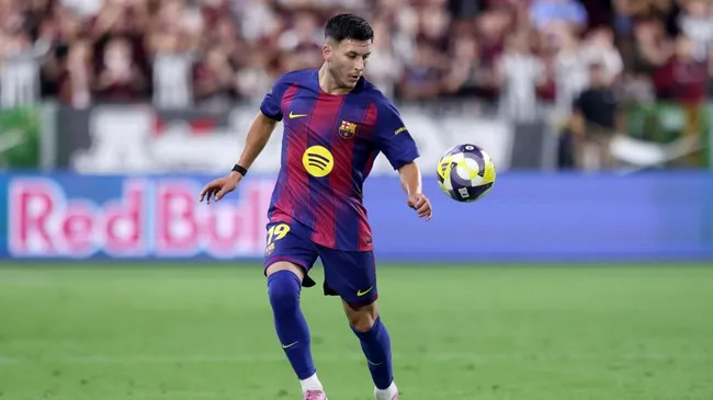 Roony Bardghji em jogo do Barcelona (foto: Paul Miller/Getty Imagens)