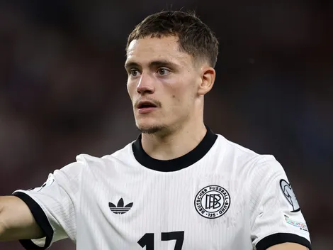 Florian Wirtz, do Liverpool, falha em gol da Eslováquia contra a Alemanha