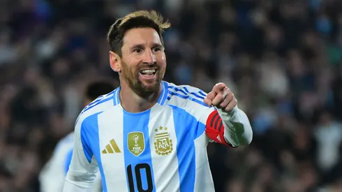 Messi comemora gol pela Argentina