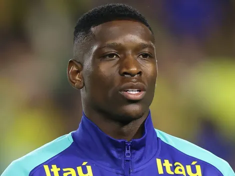 Torcida do Flamengo faz campanha por Luiz Henrique