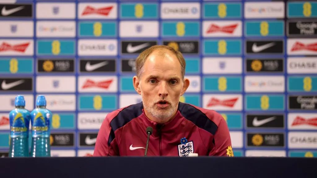 Tuchel durante coletiva antes de jogos na Data Fifa de setembro (Foto: Carl Recine/Getty Images)