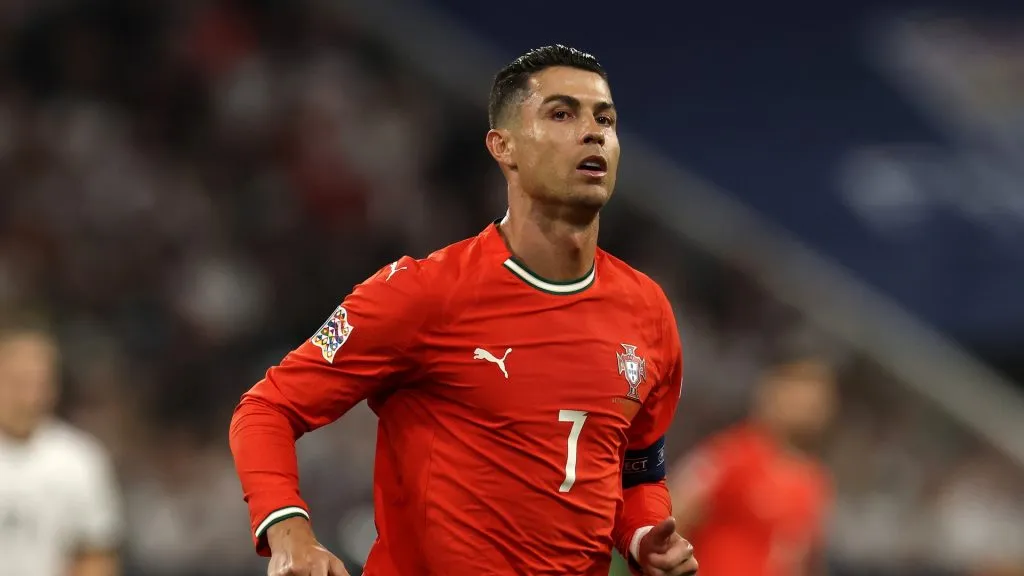 Cristiano Ronaldo jogando por Portugal. Foto: Alexander Hassenstein/Getty Images