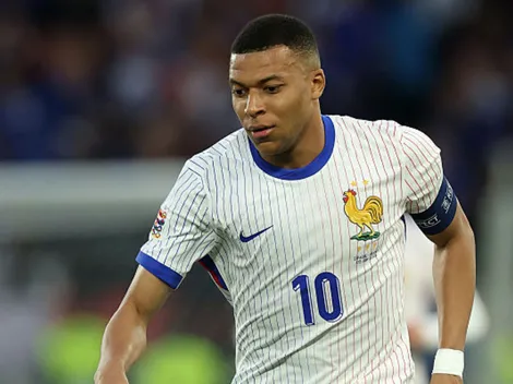 Mbappé, Nico Williams e Camavinga chamam atenção por música de Davido