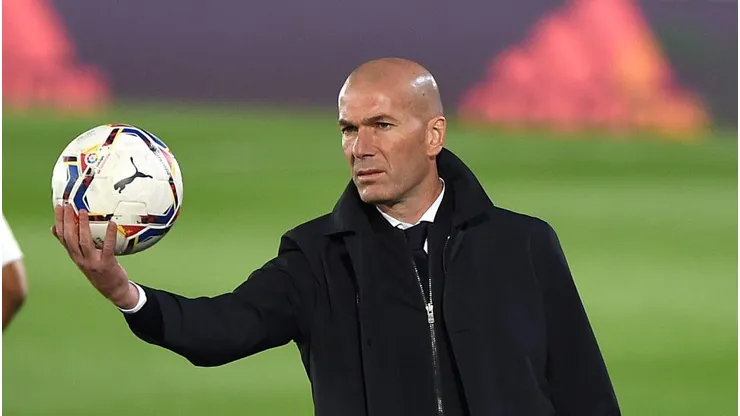 Zidane se aproxima do Fenerbahçe. Foto: Denis Doyle/Getty Images