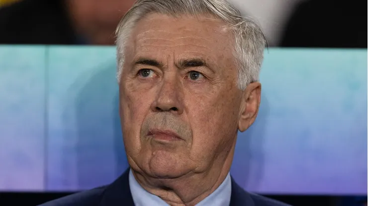 Torcida do Flamengo se irrita com Ancelotti e teme desgaste de Samuel Lino em Bolívia X Brasil. (Photo by Ruano Carneiro/Getty Images)