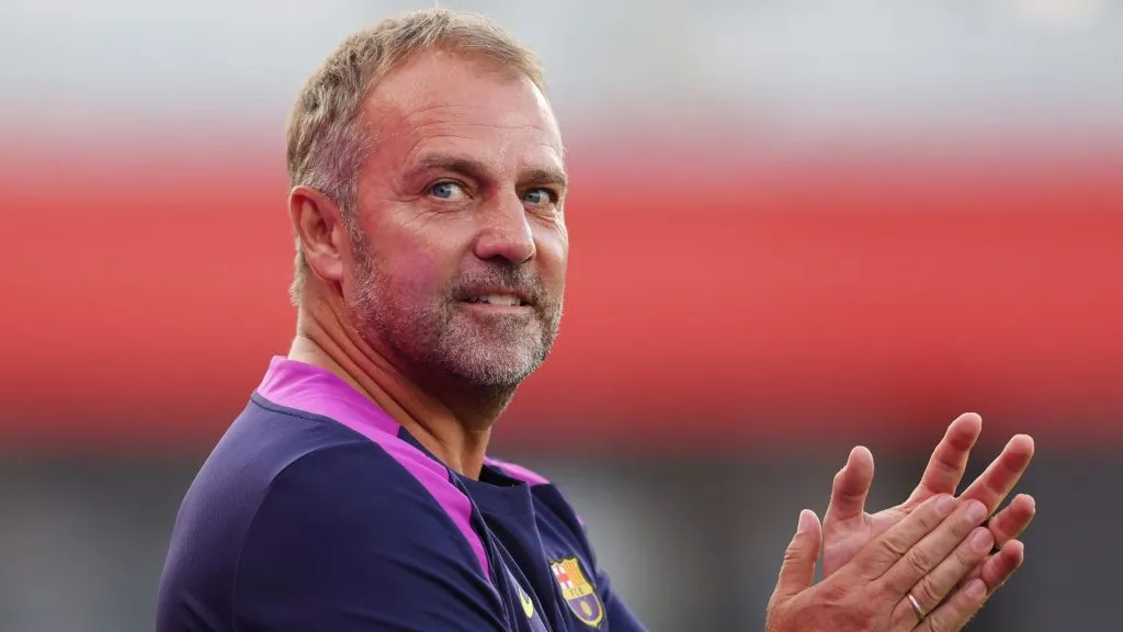 Flick tem excelente relação com Thiago Alcântara desde os tempos de Bayern (Foto: Judit Cartiel/Getty Images)