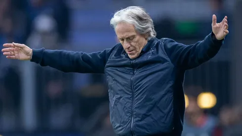 Jorge Jesus ganha reforço após transferência avaliada em 15 milhões de riyals; atacante de 27 anos assinou contrato até 2028. Foto: Abdullah Ahmed/Getty Images