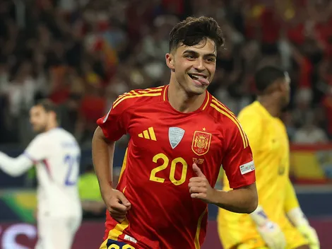 Treinador da Seleção Espanhola diz que Pedri é o "melhor do mundo da posição"