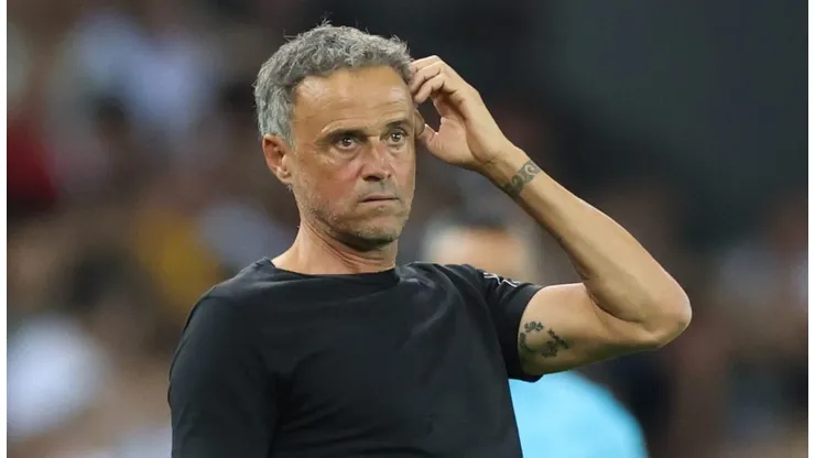 Luis Enrique, treinador do PSG (Foto: Claudio Villa/Getty Images)