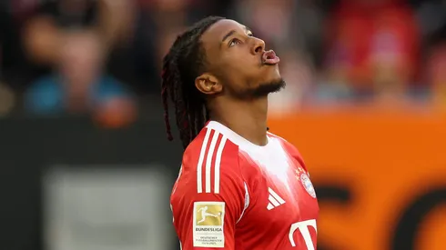 Bayern abre conversas para renovar com Olise, alvo de Liverpool e PSG. (Photo by Alexander Hassenstein/Getty Images)