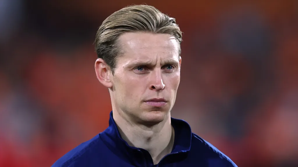 Frenkie de Jong antes de jogo pela Seleção. (Foto: Dean Mouhtaropoulos/Getty Images)