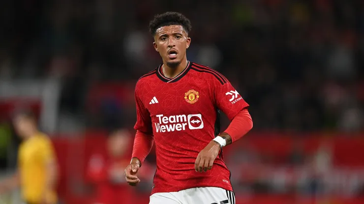 Sancho em ação com a camisa do Manchester United (Foto: Gareth Copley/Getty Images)