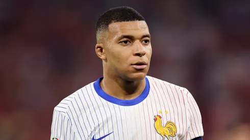 Mbappé é elogiado por Deschamps em vitória da França sobre Islândia. (Photo by Alex Grimm/Getty Images)