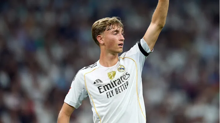 Técnico da Espanha destaca atributos ocultos de Huijsen no Real Madrid. (Photo by Angel Martinez/Getty Images)