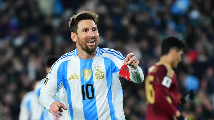 Messi comemorando em ação pela Seleção Argentina. Foto: Marcelo Endelli/Getty Images