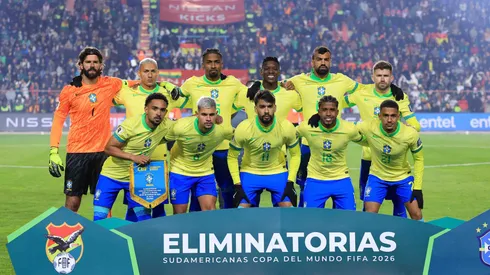 Jogadores da Seleção antes do duelo contra a Bolívia (Foto: Buda Mendes/Getty Images)