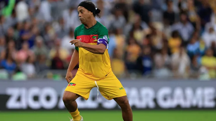 Ronaldinho Gaúcho vai ver o filho João Mendes em novo clube