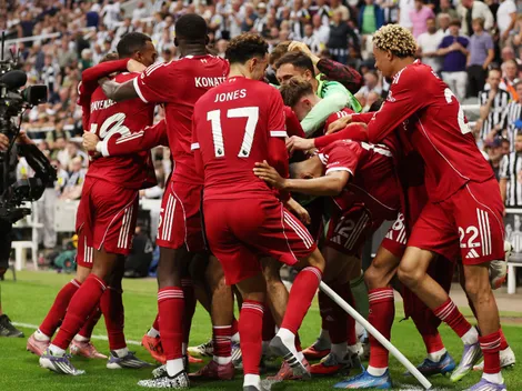 Liverpool profissionaliza jogador e aumenta elenco para o técnico Arne Slot