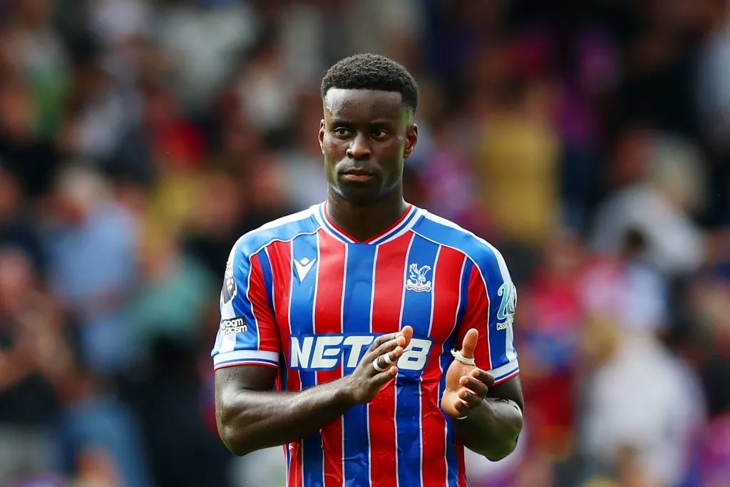 Guéhi, zagueiro alvo do Barcelona. Foto: Eddie Keogh/Getty Images