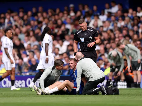 Liam Delap sofre grave lesão no Chelsea e desfalca equipe por dez semanas