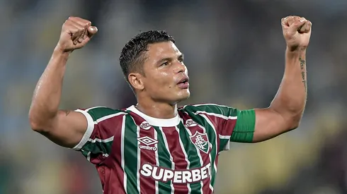 Dirigentes do Milan articulam o retorno de Thiago Silva, 41 anos, para um contrato de seis meses a partir de janeiro; ala favorável no clube ganha força. (Foto: Thiago Ribeiro/AGIF)